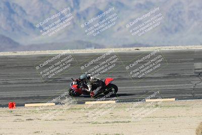 media/Jan-15-2026-Racers Edge (Thu) [[dfebeb70ab]]/3-B Group/Session 2 (Bowl Exit)/